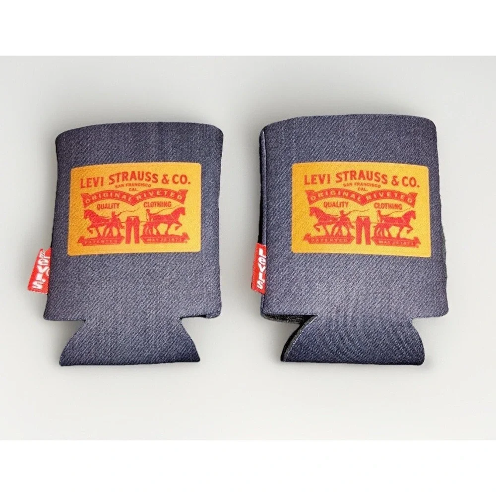 Levis Denim Print Neoprene Can Cooler Koozie Set of 2 Red Batwing Logo Two Horse